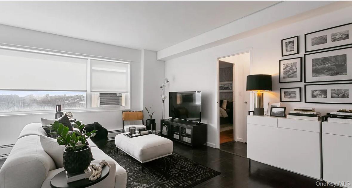 Beautifully renovated 1-bedroom, 1-bath co-op in Fordham Hill Oval! This elevator building offers exceptional amenities including a gym and on-site laundry. The kitchen features stainless steel appliances, modern finishes, and open layout. Well-maintained, move-in ready, and perfectly located near transportation, shopping, and green space. A superb opportunity for first-time buyers or investors!