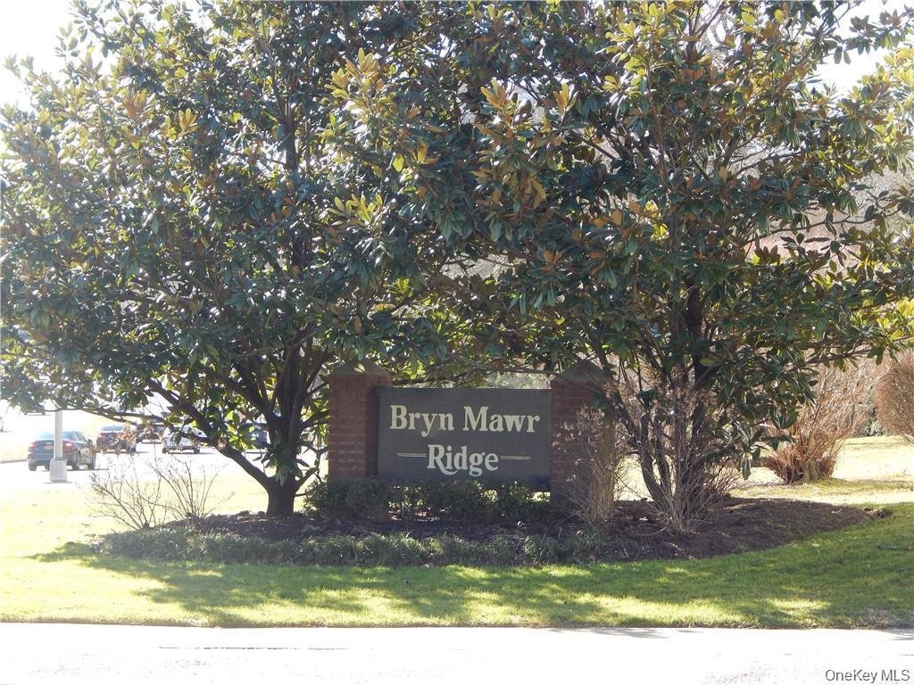 Spacious and exceptionally bright one-bedroom co-op available for lease in the Bryn Mawr Ridge Complex. Features a renovated kitchen and gleaming hardwood floors throughout, complemented by ample closet space., Enjoy the convenience of on-site laundry in the basement. This prime location offers easy access to a park with tennis and basketball courts, a playground, diverse restaurants, and various shopping options. Commuting is a breeze with nearby transportation, highways, and parkways, providing a quick and easy trip to NYC. Required Co-op guidelines: Application fees, Minimum credit score 700, DTI: Housing Ratio 28%, Total Debt Ratio 33%. NO SMOKING IN UNIT or on the GROUNDS. NO PETS. Street parking, lot parking with fee, garage parking possible on waitlist. 12 month lease term with renewal option.