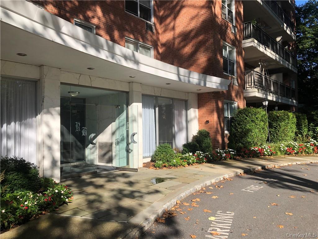 Bright and spacious Junior 4 unit with terrace in the desirable Rockledge House, most sought-after doorman building in Hartsdale Village! This move-in ready unit features a modern kitchen with stainless steel appliances and stone countertops, living room with private terrace where you can enjoy your morning coffee or unwind with a glass of wine, bedroom and hall bathroom. The layout offers open-concept living, ample closet space, a separate dining area, perfect for comfortable living and entertaining. Rockledge House is a well-maintained, elevator building with a circle driveway with guest parking going up to the main lobby entrance providing easy access to the building. A second entrance on Hartsdale Avenue is just a few steps down to the vibrant village, with a variety of shops and restaurants. Ideal for commuters, it is only a short walk to Metro-North train station. The coop has two wings with separate elevators and laundries serving each wing. One parking space assigned, either indoors or outdoors. Rockledge House staff includes live-in Super, Assistant Super, Porter & Doorman. Don&rsquo;t miss this opportunity to own in one of Westchester&rsquo;s most convenient and charming neighborhoods!