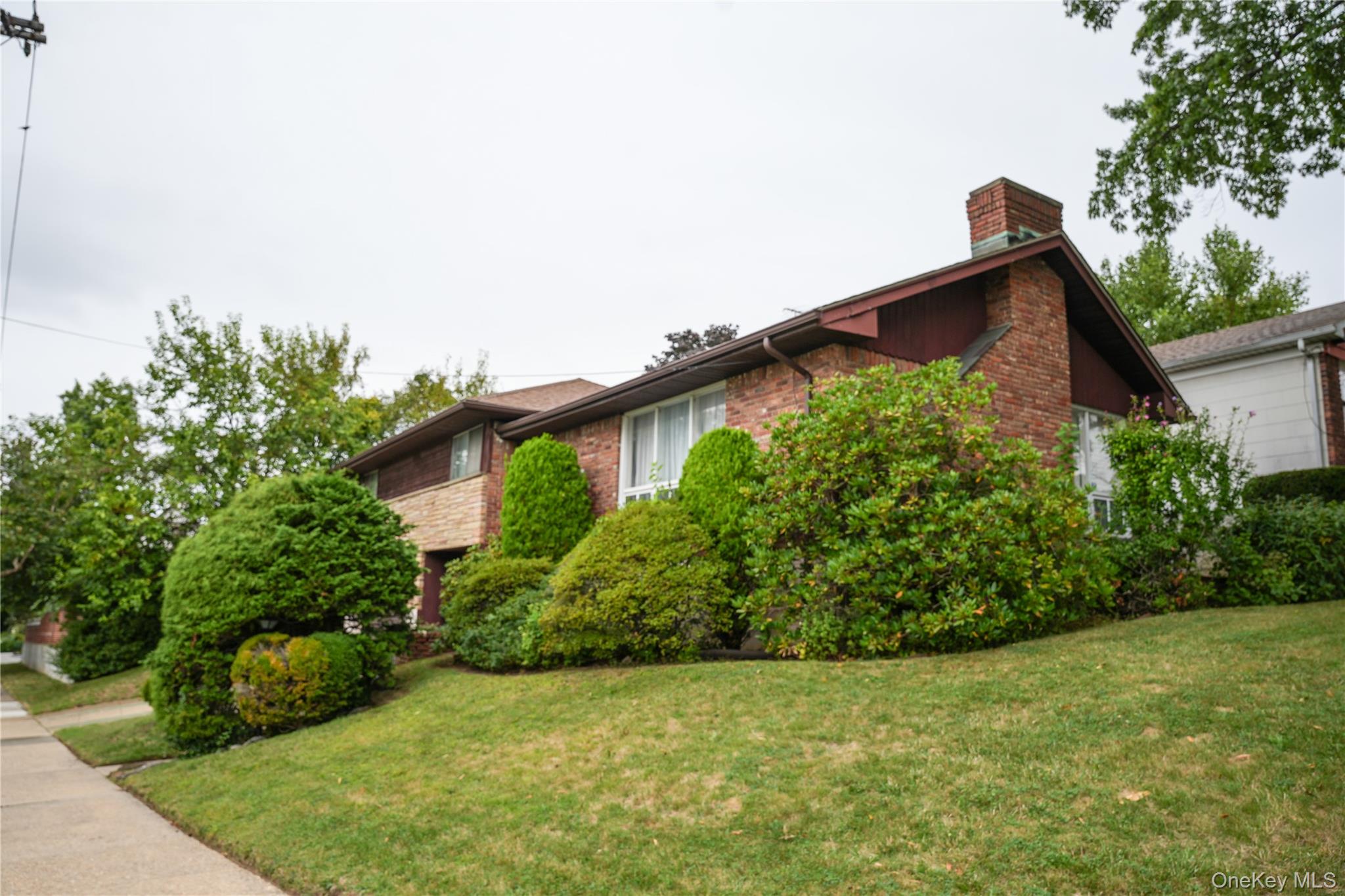 Welcome to this gem in the heart of Whitestone, Queens! This beautifully maintained 3-bedroom, 3-bathroom home offers a rare combination of space, comfort, and breathtaking views. Perched on a prime corner lot, the property boasts expansive views of the Whitestone Bridge and the Manhattan skyline, perfect for enjoying sunsets from the comfort of your home. Inside, you&rsquo;ll find a bright and spacious layout, including a fully finished walkout basement with its own private entrance, ideal for guests, extended family, or flexible living space. With three full bathrooms, convenience and privacy are built right in. This home is perfectly located close to transportation, shopping, parks. Whether you&rsquo;re looking to entertain or just enjoy serene city views in a quiet residential neighborhood, this property checks all the boxes. Donâ€™t miss this rare opportunity to own a stunning home in Queens!