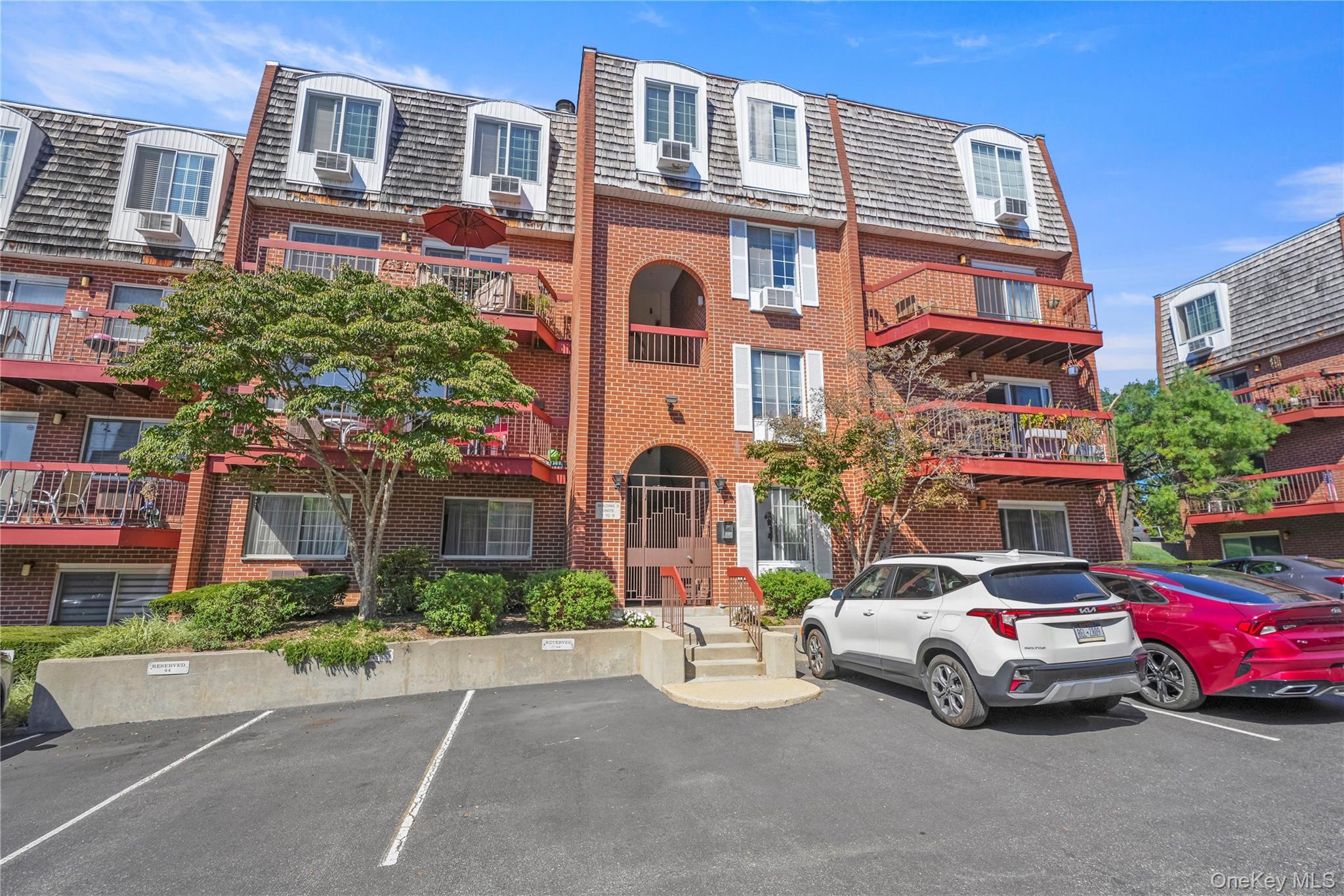 Move-in ready two-bedroom, two-and-a-half-bath condo featuring new hardwood floors, recessed lighting and just minutes from the White Plains train station. First floor consists of living room with fireplace and built-ins, dining area with access to a larger private deck, kitchen and half bath. Skylit stairway leads you upstairs to two bedrooms, two full bathrooms and an in-unit washer and dryer. Close proximity to White Plainâ€™s numerous options for shopping, dining, and transit. Whether you&rsquo;re a commuter or simply seeking a vibrant lifestyle in a prime location, this condo offers the perfect blend of comfort and accessibility.