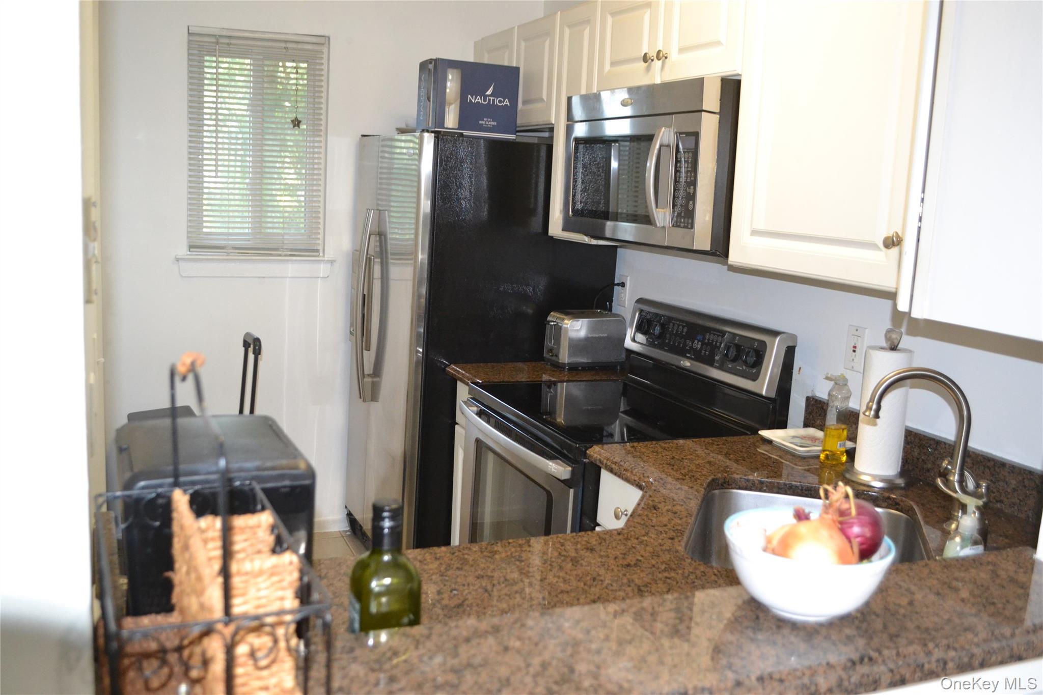 Ten month rental September thru June fully furnished very clean and partially updated community pool close to transportation.