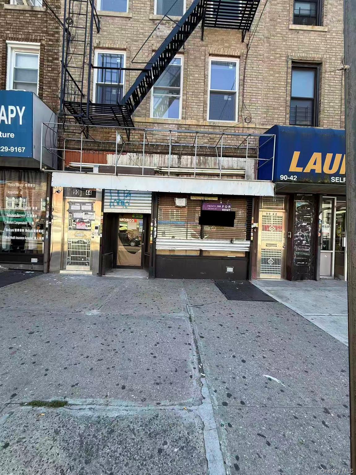 Prime Elmhurst 1st floor commercial storefront in the heart of the neighborhood! Excellent location with heavy foot traffic and convenient transportation access. Features include a private backyard, tax included, and an optional basement available at negotiable terms.