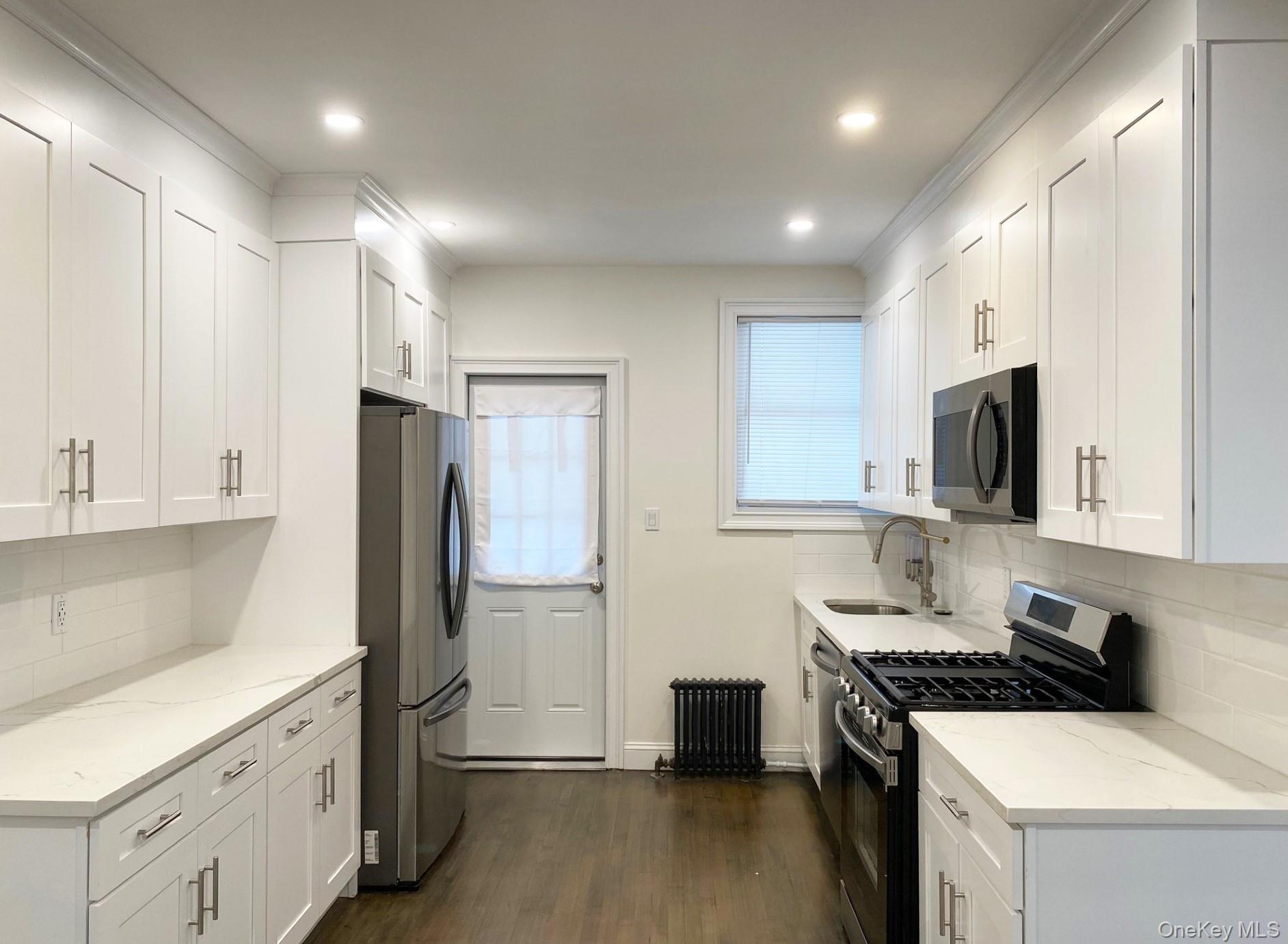 Gorgeous, completely renovated 2 br in Pleasantville. Sleek and spacious with multiple amenities. Includes beautiful hw floors, recessed lighting, large closets with built-in shelving, bright brs, spacious liv room, and spectacular kitchen with ss appliances, quartz countertops, and plentiful cabinet and counter space. Private laundry room off of kitchen. Wonderful bathroom includes stylish modern fixtures, LED lighted mirror, and elegant glass enclosed rain shower.Heat and hw included. Small pets considered on a case-by-case basis. Nearby parking. Walking distance to Metro North, bucolic local parks, Jacob Burns Film Center, and the many amazing shops and restaurants of downtown Pleasantville. An incredible opportunity not to be missed.
