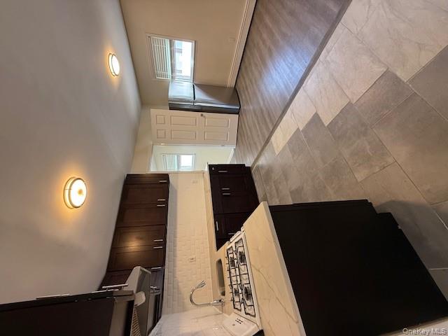 THIS IS A NEW 3 BEDROOM, KITCHEN, BATHROOM, LIVING ROOM/DINING ROOM APAPRTMENT ON THE FIRST FLOOR.
