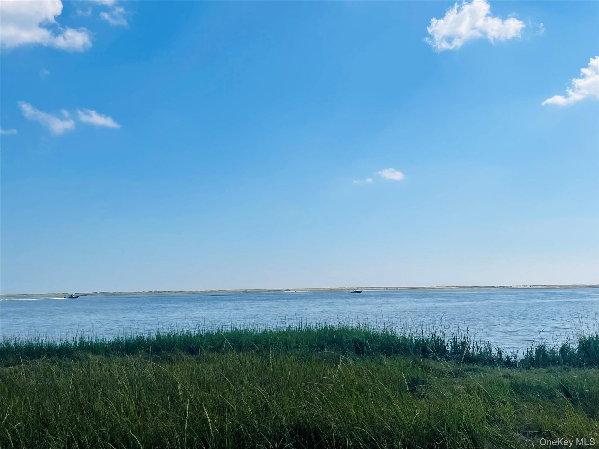 Beautiful location near the water. If you are a builder or a buyer looking to own or build a new home with water views, don&rsquo;t miss out on this great opportunity. Please do due diligence.