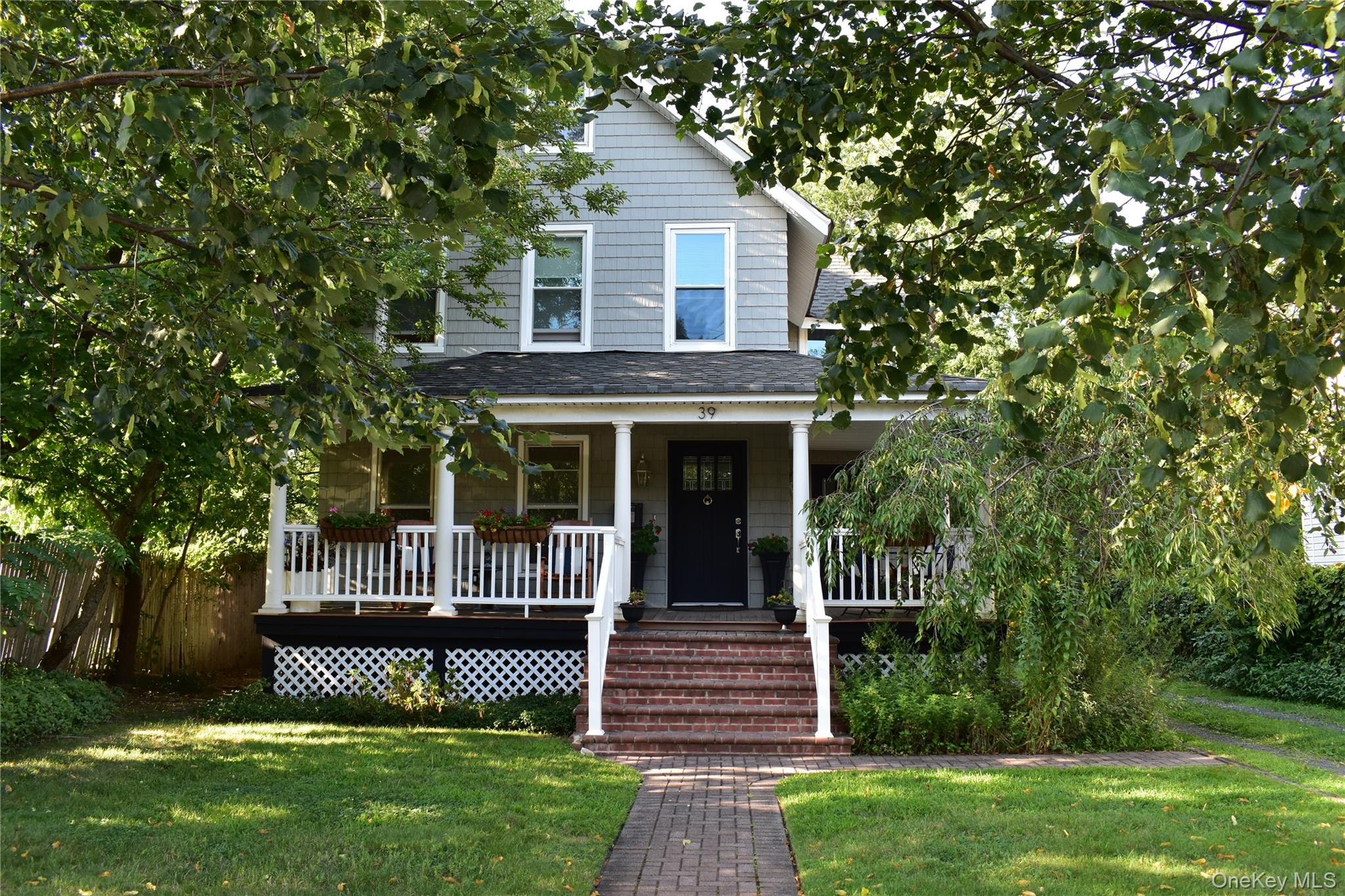 Top level of a beautiful, legal 2 family colonial located in historic Babylon Village. This adorable apartment features an updated EIK w/stainless steel appliances, updated bath, use of yard, private entrance and private parking. Close to Babylon train station, parks, restaurants and shopping. No smoking, no pets. Heat included. Separate meter for electric. NTN screening required.