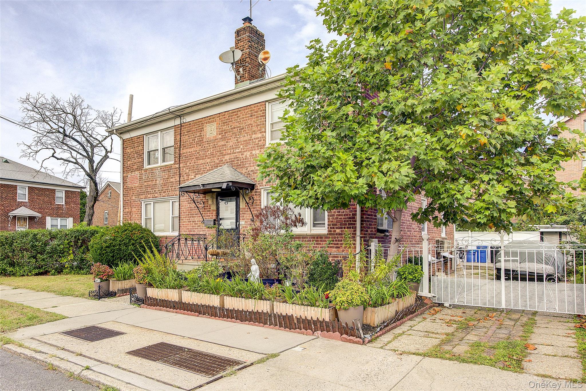Welcome to this beautifully maintained semi-detached brick home, offering the perfect blend of comfort, convenience, and classic charm. Featuring 3 bedrooms, 2 full bathrooms, and a fully finished basement, this home provides plenty of space for families, professionals, or anyone looking for a move-in-ready property.Step inside to find a warm and inviting layout with generous natural light and gleaming floors. The kitchen and baths add a touch of contemporary style, while the solid brick construction ensures lasting quality.The finished basement offers additional living spaceâ€”ideal for a family room, or home office.Perfectly located close to everythingâ€”shops, schools, parks, transit, and moreâ€”this home is a must-see for those seeking comfort and convenience in a desirable neighborhood.Don&rsquo;t miss this rare opportunityâ€”schedule your showing today!