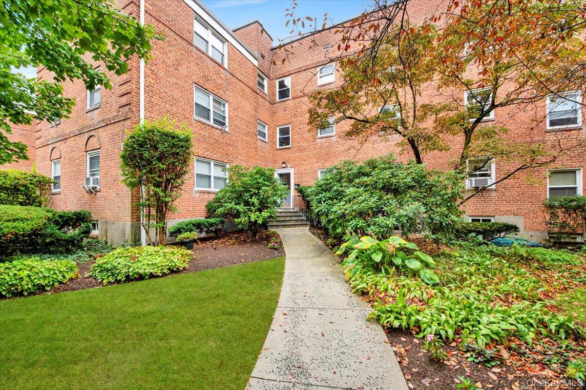 Welcome to your light-filled retreat in the heart of Tarrytown! Located in the well-kept Tappan Manour community, this spacious and move-in ready 1-bedroom condo combines charm with modern updates. The open layout is perfect for both relaxing and entertaining, featuring an updated kitchen that flows into a generous living/dining area. The oversized bedroom with two closets offers a peaceful escape, while a walk-in entry closet adds even more storage. A renovated, freshly painted bathroom completes the homeâ€™s polished feel. Recently refreshed with new paint and window treatments, this condo is ready for you to move right in. Enjoy on-site laundry, permit parking, and peaceful outdoor common spaces. If you are commuting to New York City, youâ€™re just a 3 minute drive to the Tarrytown Metro-North station. Scenic trails, the RiverWalk, and village dining are all close by, blending small-town charm with commuter convenience. Make this condo yours today!
