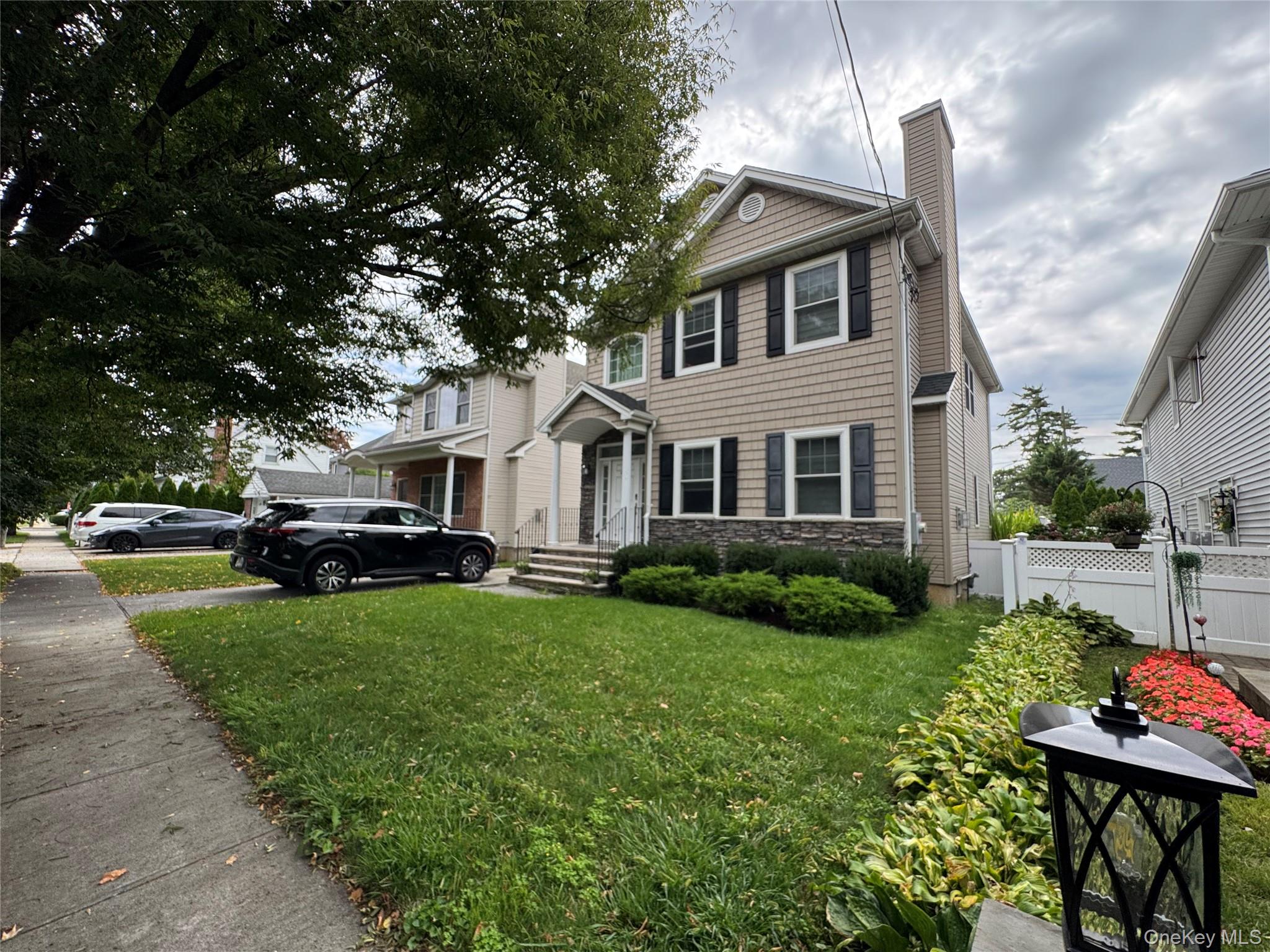 Welcome to this exceptional opportunity in New Hyde Park. This beautifully maintained home, built in 2016, presents modern living at its finest. Step inside to discover a bright and spacious layout with four bedrooms and two and a half bathrooms. The kitchen is a chef&rsquo;s delight, boasting elegant granite countertops.Central air conditioning and heating provide comfort throughout the year. Beyond the property itself, enjoy the incredible convenience of being just moments away from excellent schools, serene parks, and diverse shopping. This home truly is an ideal find for any buyer and must be seen to be fully appreciated!