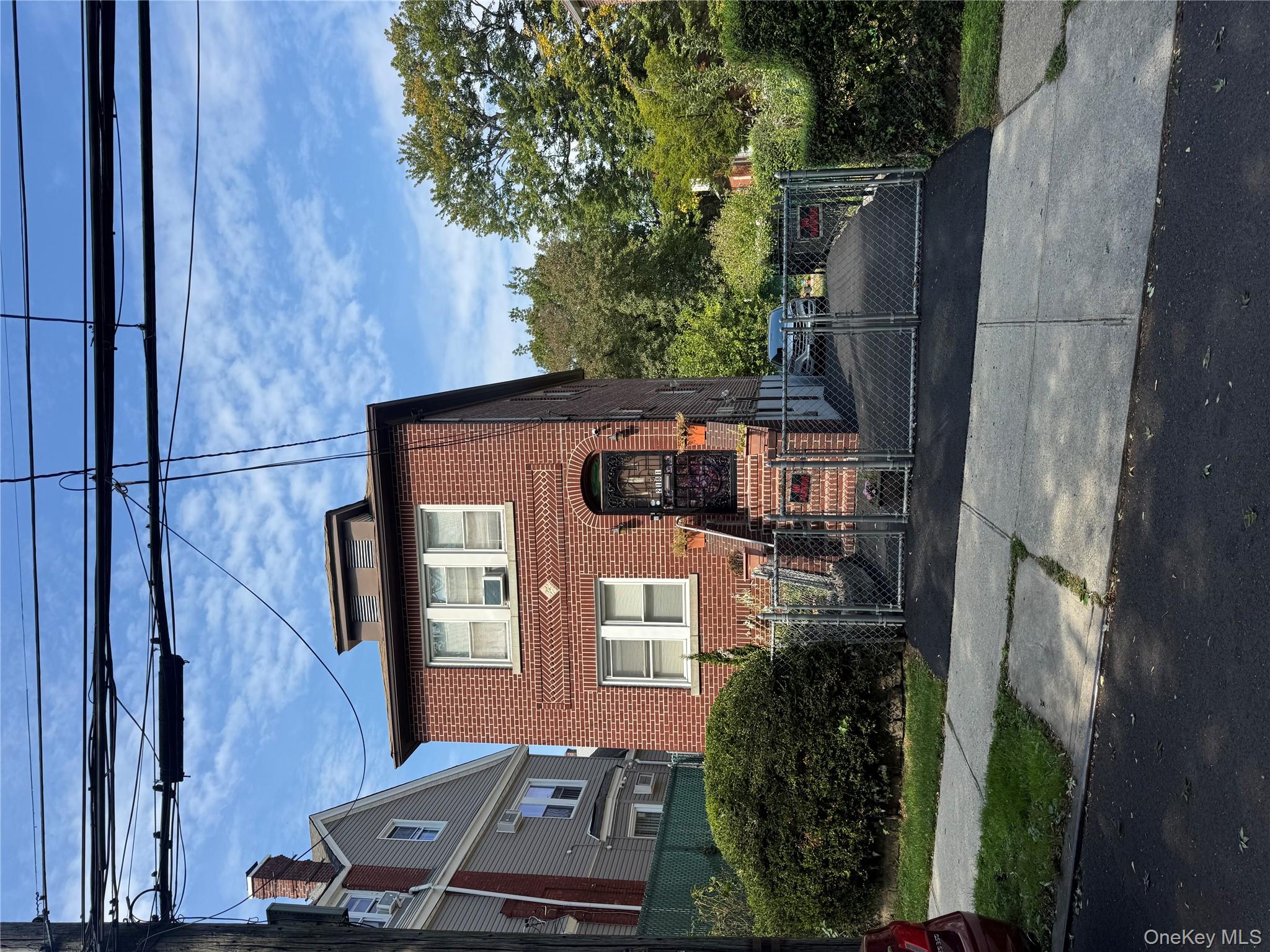 Large detached 2 family brick home in the Baychester Vicinity of the Bronx, home features 1st floor- 1 bedroom, living room, kitchen and full bath, 1st floor access to basement and yard. 2nd floor have 2 bedrooms, kitchen, living room and full bathroom. Close to schools, shopping, hospitals, major highways and so much more.