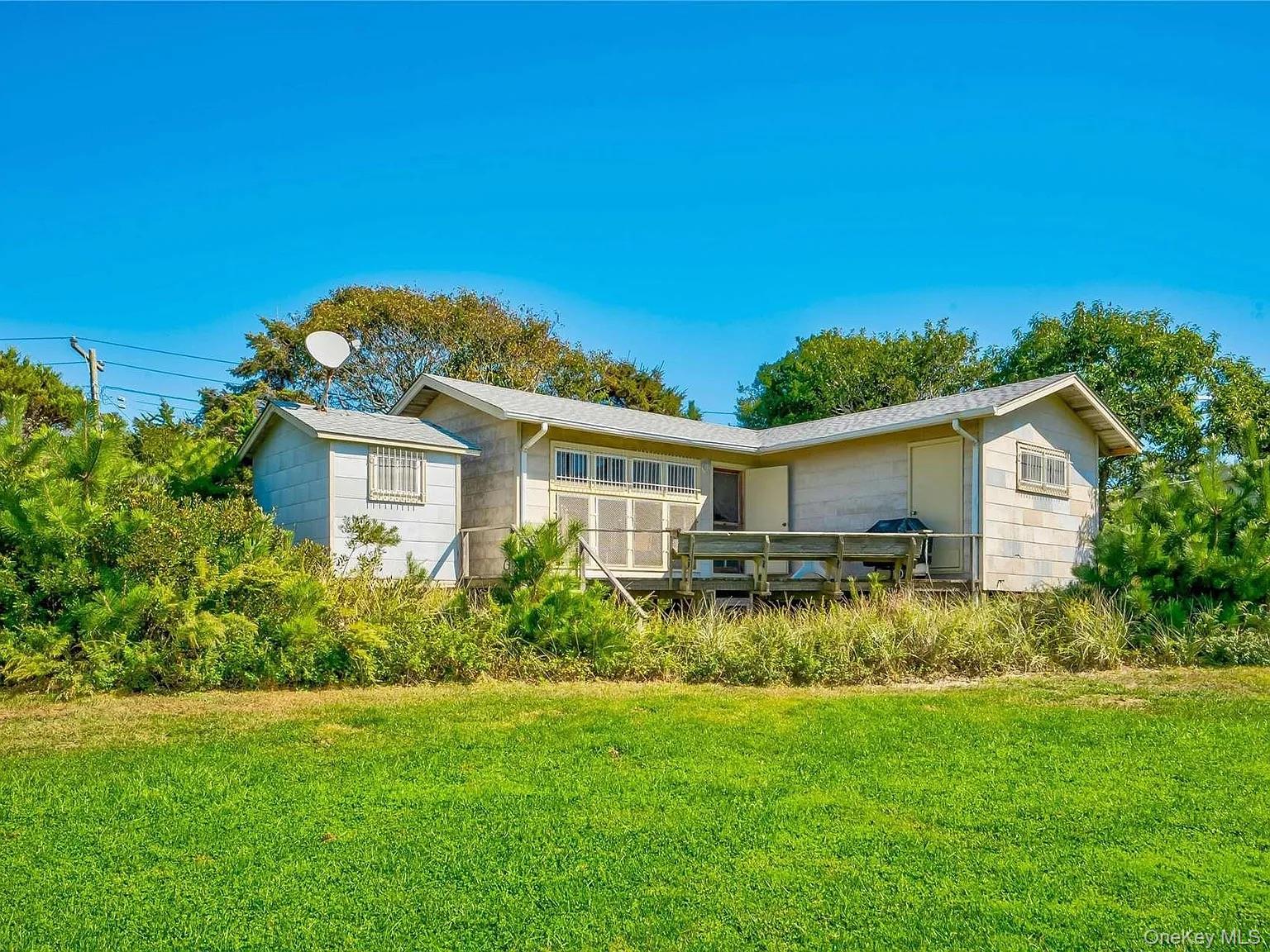 WELCOME TO 17 SUPERIOR STREET, OCEAN BAY PARK! RIGHT ON THE SEAVIEW BORDER - PERFECT LOCATION! Charming 2 bedroom, one bathroom cottage with a large deck. Open beamed cathedral ceiling makes this home feel bright and airy. New roof (asphalt approx. 1 year). Keep it as is or build your new dream home! Large lot., Additional information: Appearance:Nice!