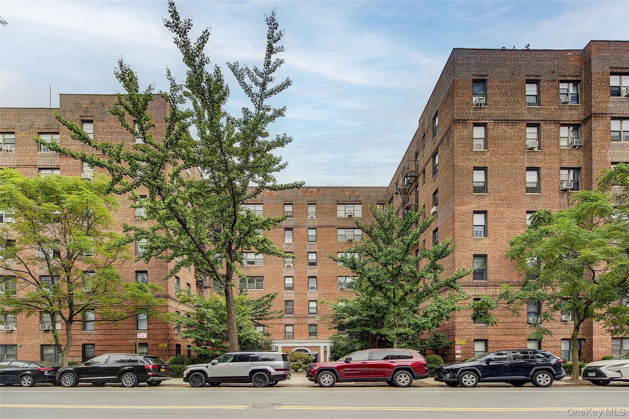 WELCOME TO THE HAMILTON, PET FRIENDLY BUILDING IN THE HEART OF FOREST HILLS, Sunny and Spacious corner one bedroom apartment With Open Views. Offers large Living Room with a Dining area, high ceiling, updated windowed eat-in kitchen, renovated Bathroom, beautiful hardwood floors, spacious bedroom and 4 large Closets. Located In A Well Maintained Doorman Building, with on-site live-in super, laundry room, storage rooms, parking with wait list. Conveniently located, one block away from the local M & R trains and shops, Express bus to Midtown, short walking distance to Austin Street shops, restaurants and health clubs. Low monthly maintenance $799.02, pets are welcome, sublets after 2 year for max 4 years, Just 25 minutes to midtown Manhattan, A MUST SEE!!!,