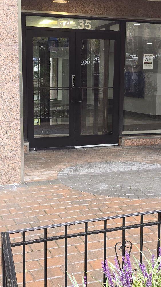 Spacious top-floor 2-bedroom in prime Forest Hills. Original conditionâ€”great layout, bright rooms, hardwood floors. Quiet building with elevator and laundry, electricity is included, low maintenance, 1, 100 sq feet. Close to parks, shopping, subway, and buses. Needs TLC.