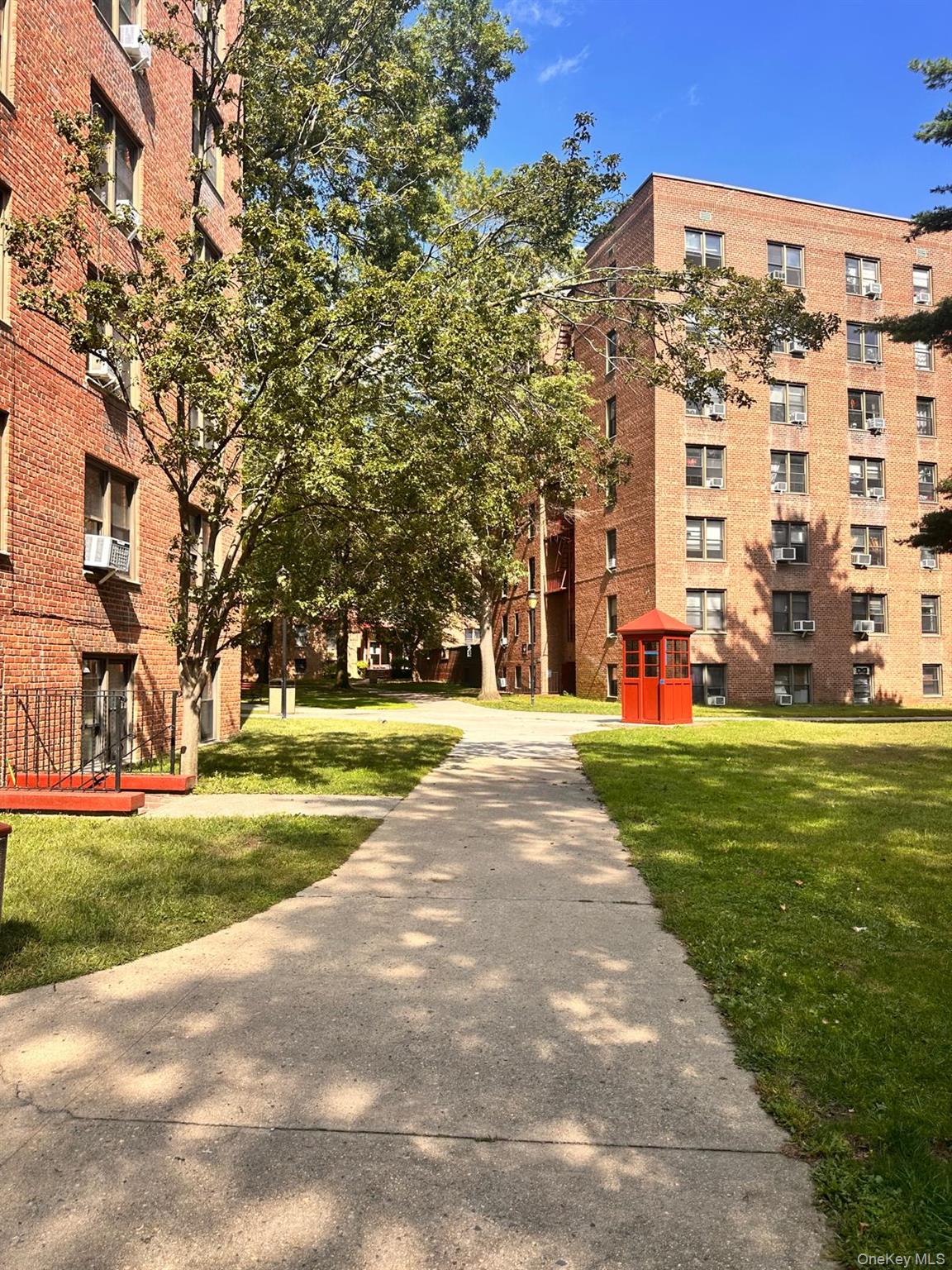 1-bedroom apartment located in Flushing NY