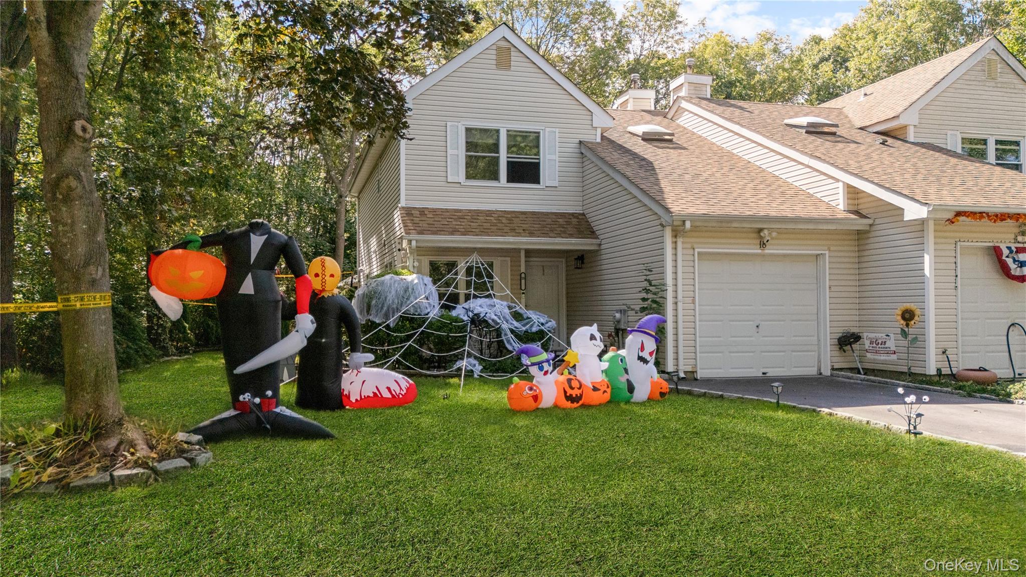 18 Lindsey Court Holtsville NY 11742 MLS #922589