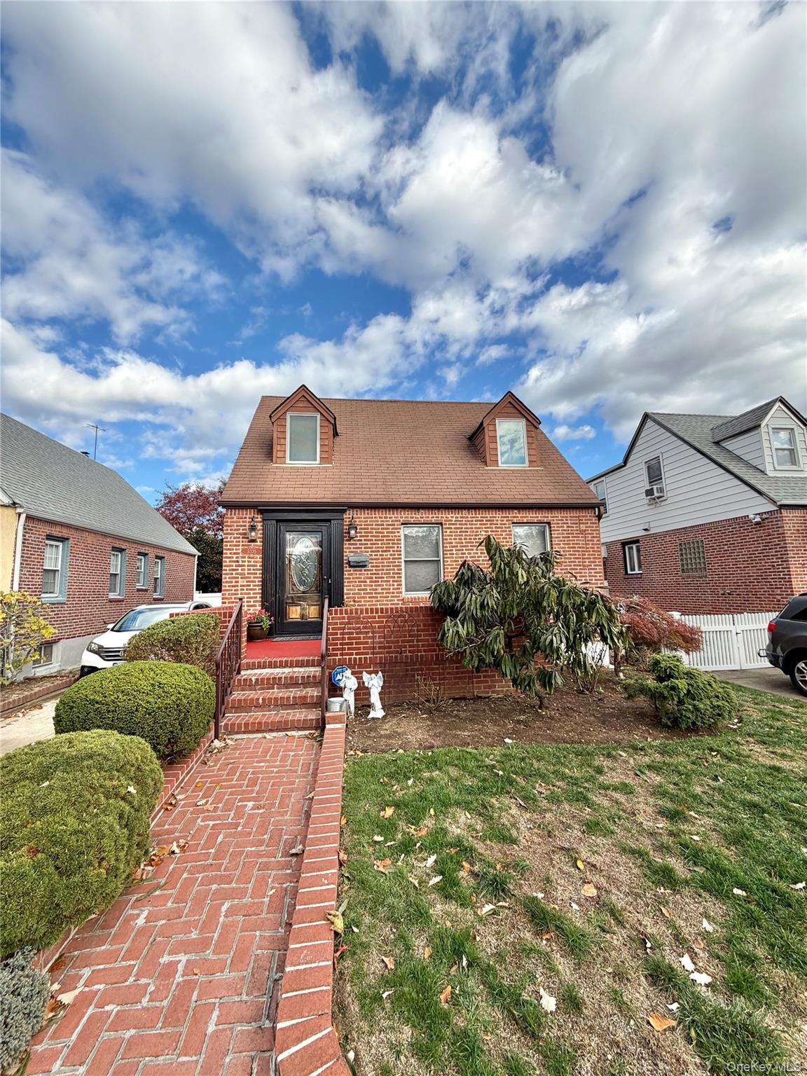 Must see, turn key detached house, featuring 4 bedrooms 3 full baths, gas direct vent custom built fireplace, hardwood flooring tru-outcustom foyer with mahogany crown moldings, heated floors in first and second floor bathrooms