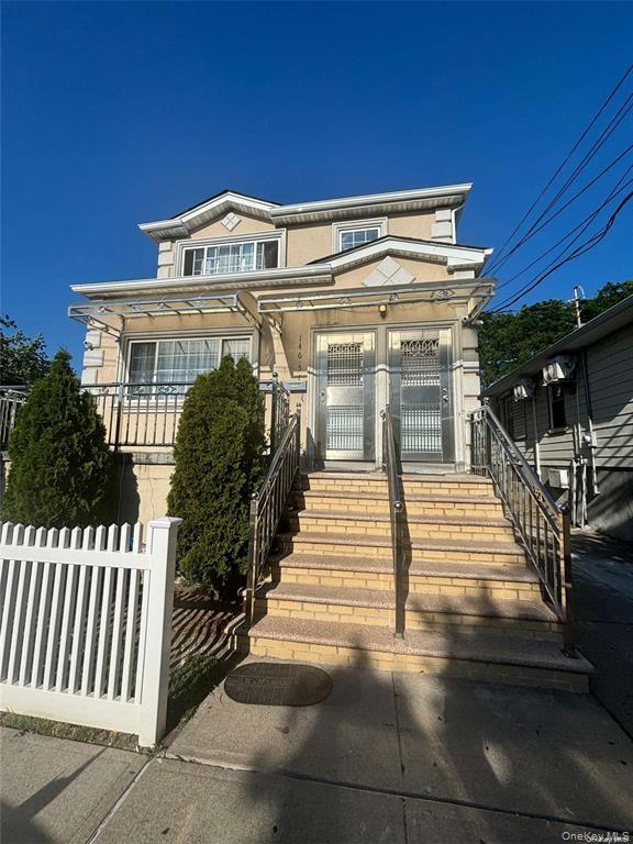 Welcome to this beautifully updated 2nd-floor rental featuring 3 spacious bedrooms and 2 full bathrooms. Located in a desirable neighborhood with easy access to shopping, dining, and public transportation. Tenant pays Water.