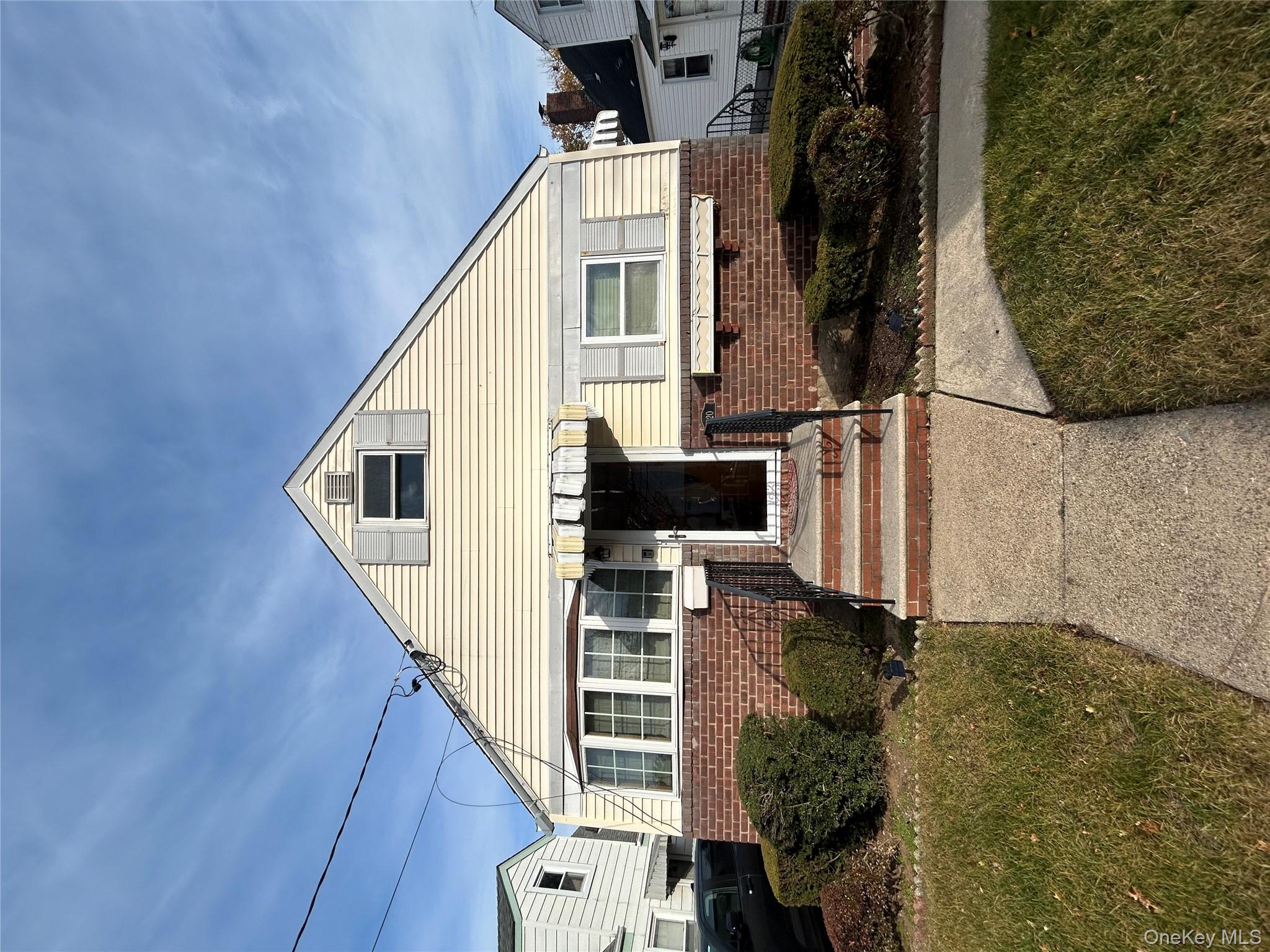 Charming, well cared for 4 bedroom, 1 bath cape in desirable Williston Park. Updated kitchen, hardwood floors, well sized rooms,  and treed yard. Mineola SD, near public transportation, restaurants and shopping. New Polished hardwood floor, New paint and New Lights. Private backyard with brand new fence. Walking distance to LIRR. A must see. If you are NOT an immediate renter, please Don&rsquo;t Call , Immediate Lease Only. Renters Insurance is Required. Proof for - supporting documents are required. *Maximum house hold size is 5, NO exception*. One year lease only. NO Pets / NO Smoking Lease.