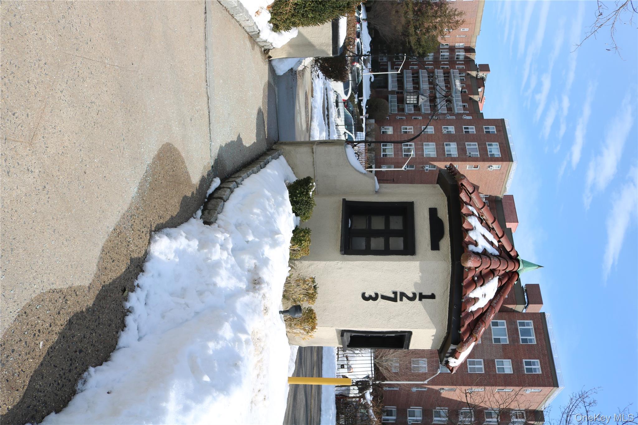 1273-north-ave-3g-new-rochelle-ny-10804/hzid_bf90b1aa