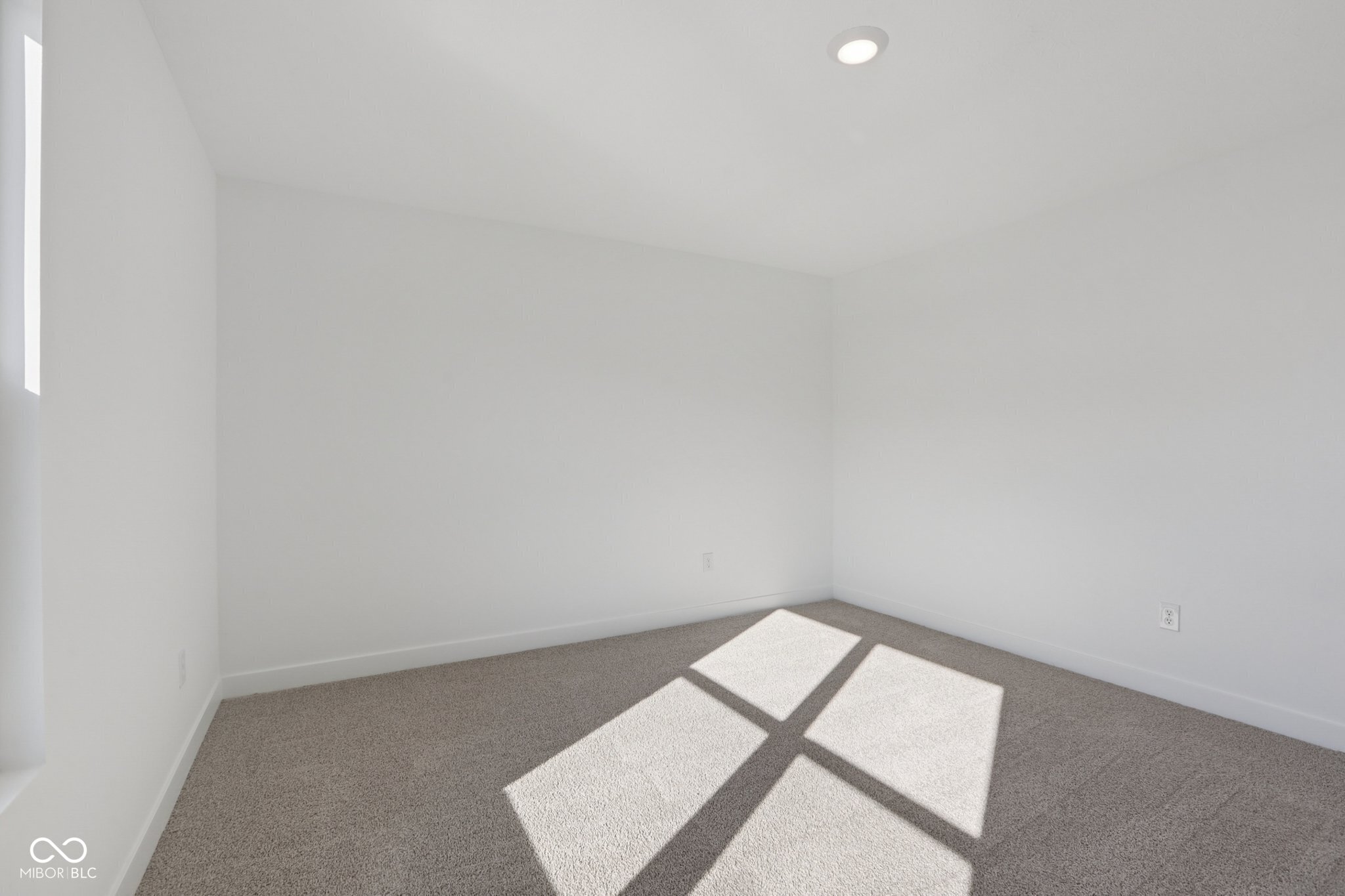 6163 Rhinecliff Drive, Whitestown, IN, 46075