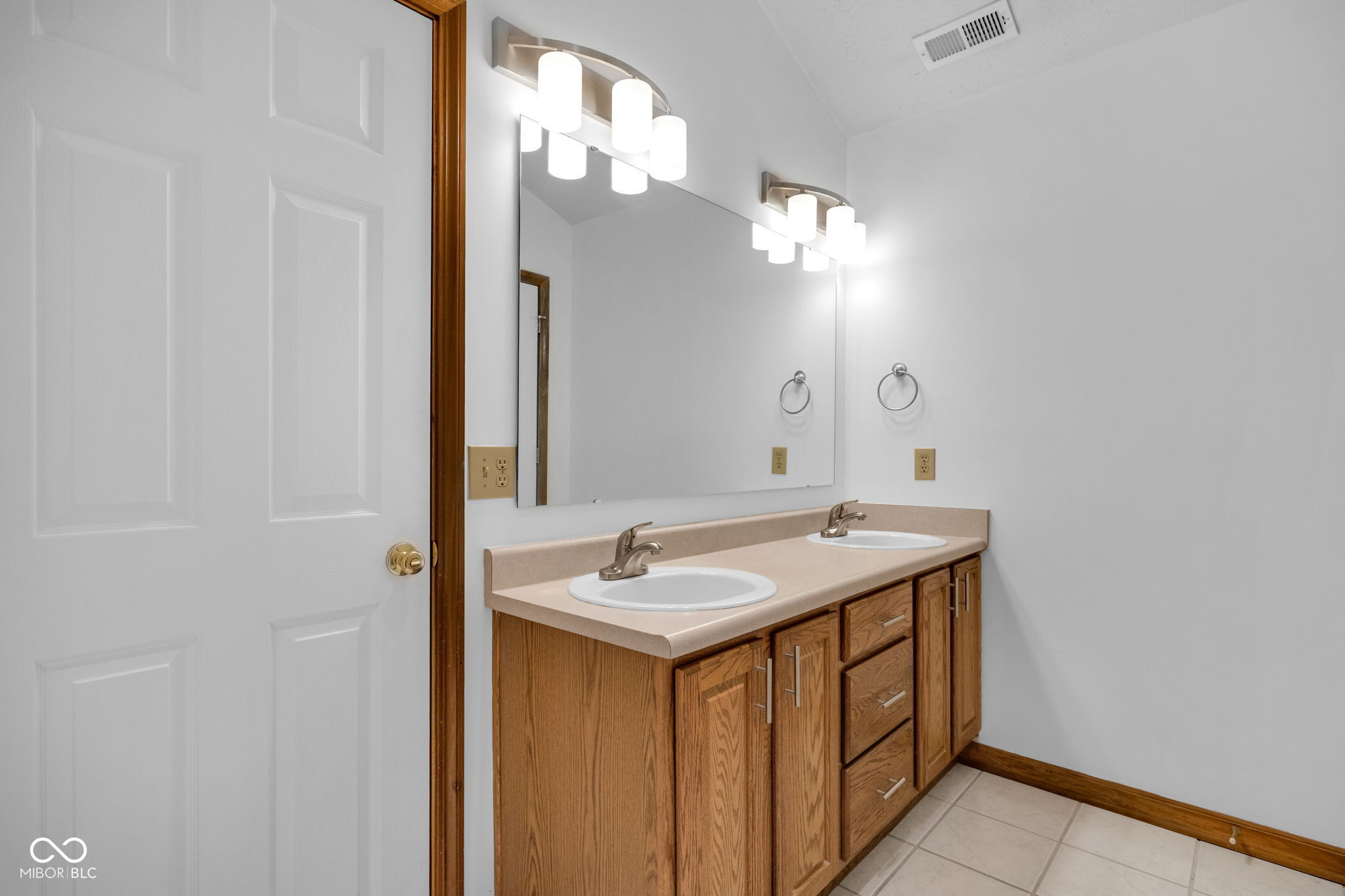 9728 Woodsong Way, Indianapolis, IN, 46229