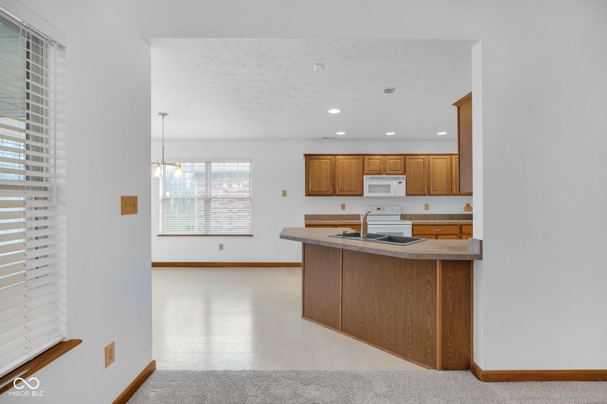 9728 Woodsong Way, Indianapolis, IN, 46229