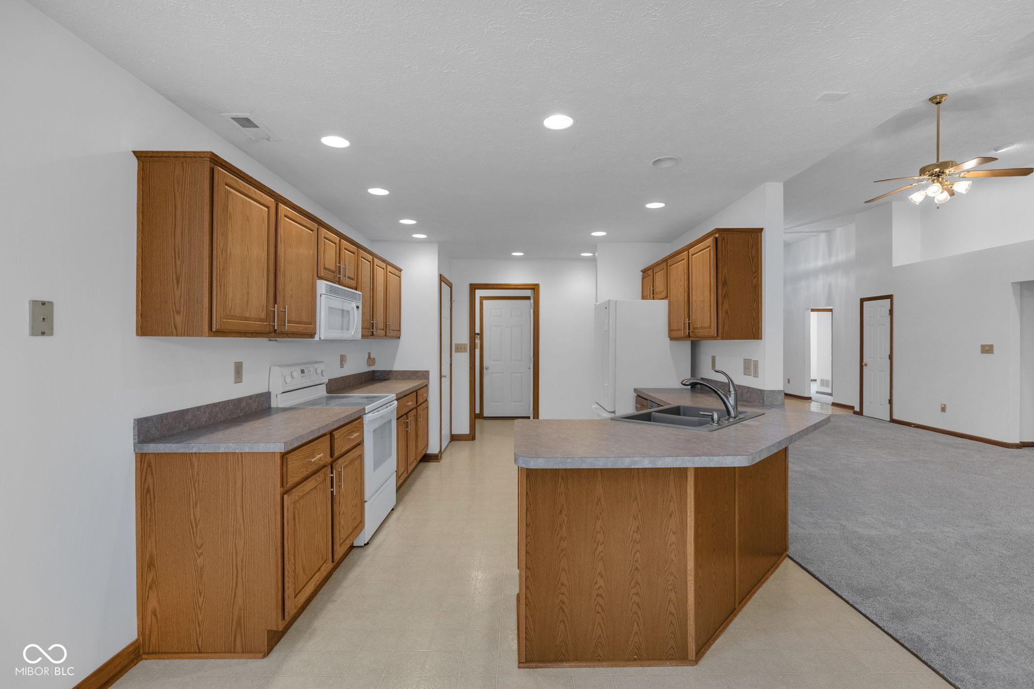 9728 Woodsong Way, Indianapolis, IN, 46229