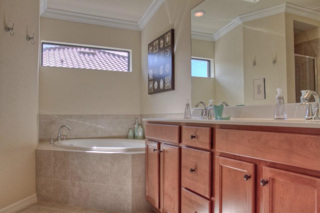 7305  RIVER HAMMOCK DR  #206, BRADENTON, FL, 34212