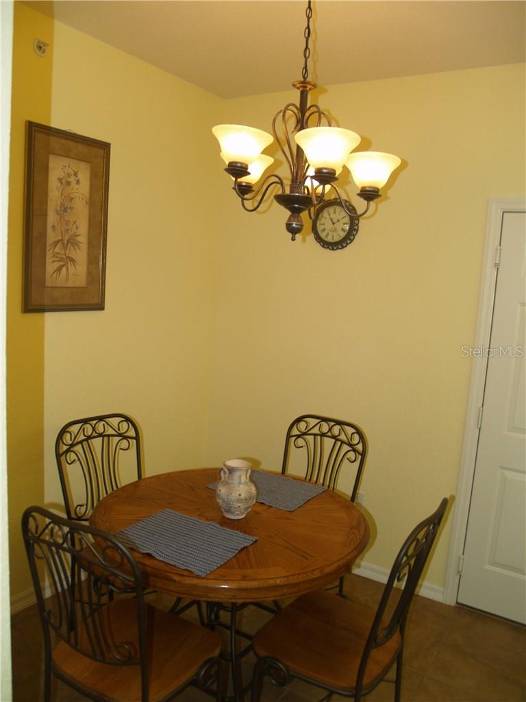 6333  BAY CEDAR LN  #101, BRADENTON, FL, 34203