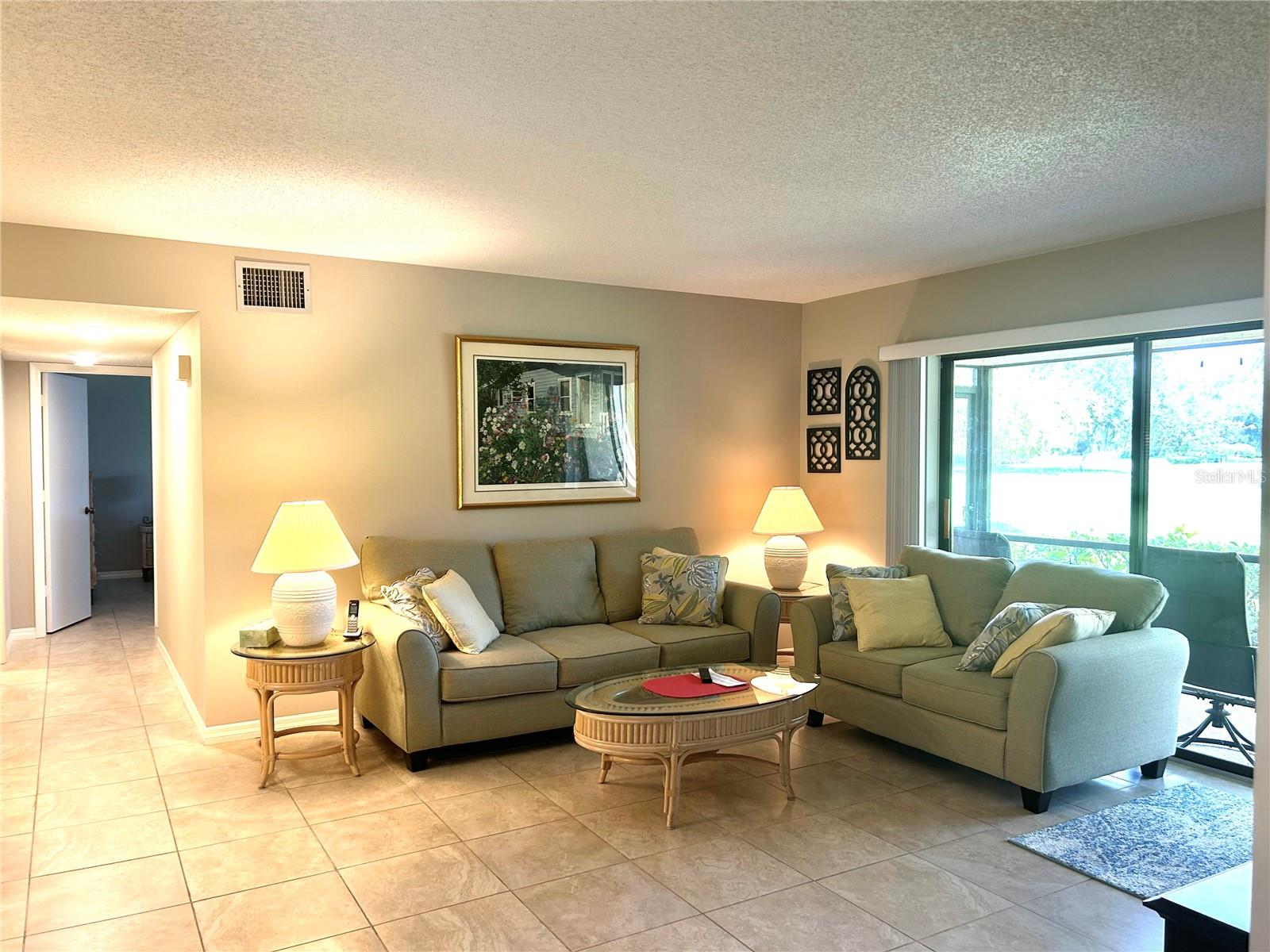 5662  GARDENS DR  #104, SARASOTA, FL, 34243