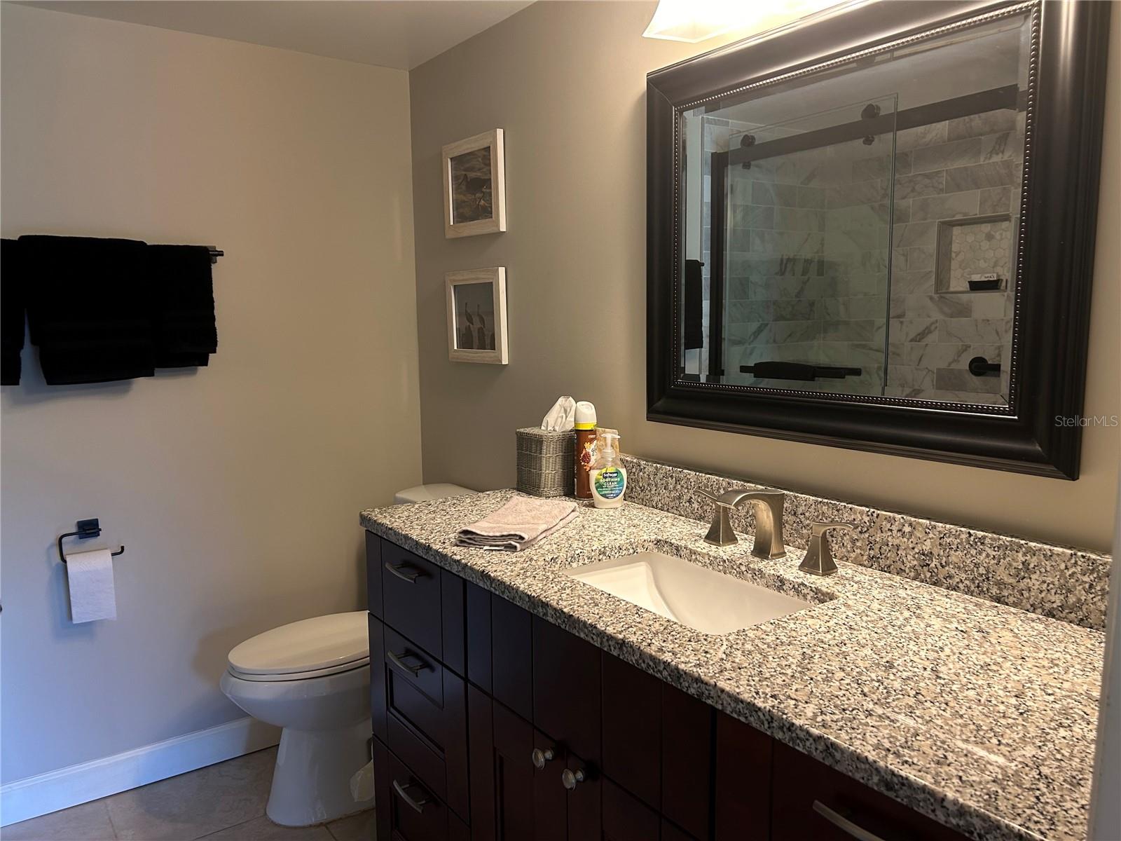 5662  GARDENS DR  #104, SARASOTA, FL, 34243