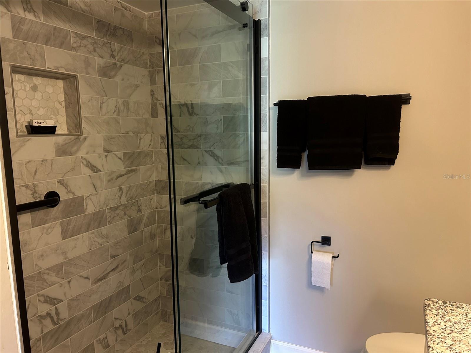 5662  GARDENS DR  #104, SARASOTA, FL, 34243