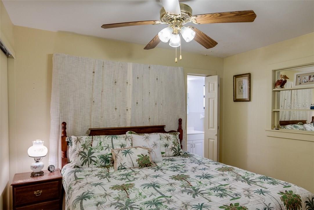 18521  GULF BLVD, INDIAN SHORES, FL, 33785