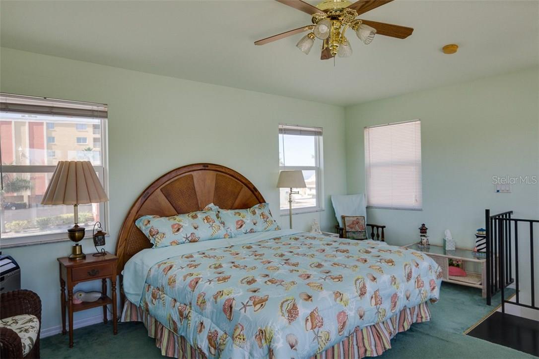 18521  GULF BLVD, INDIAN SHORES, FL, 33785