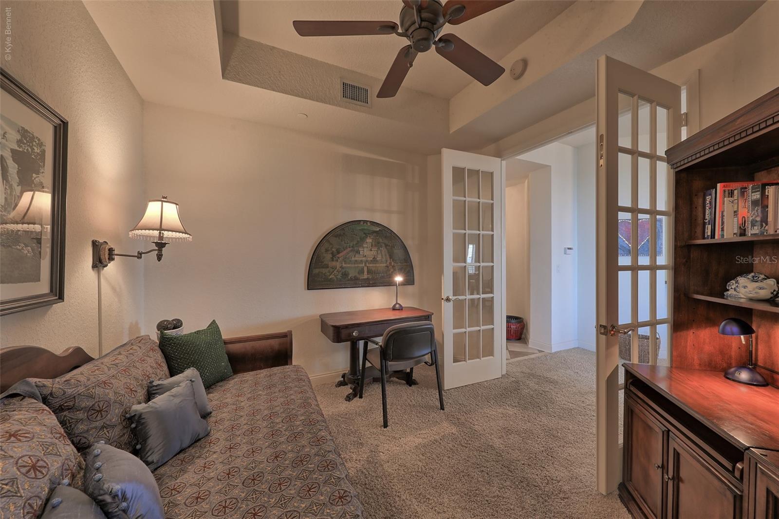 10 PAPAYA ST #305, CLEARWATER BEACH, FL, 33767