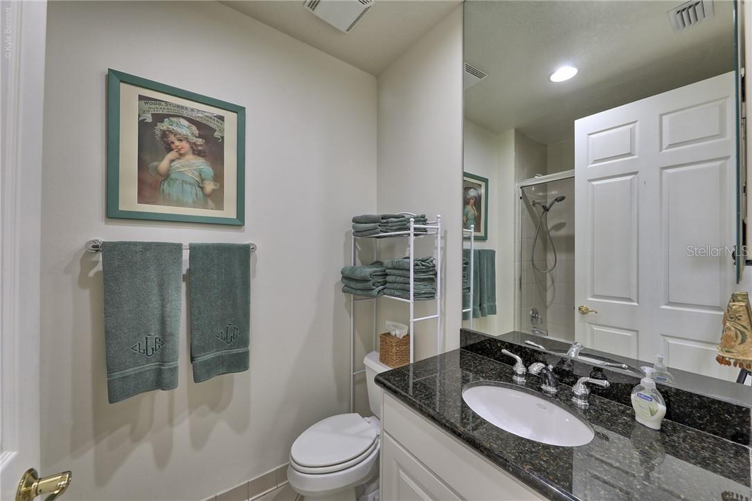 10 PAPAYA ST #305, CLEARWATER BEACH, FL, 33767