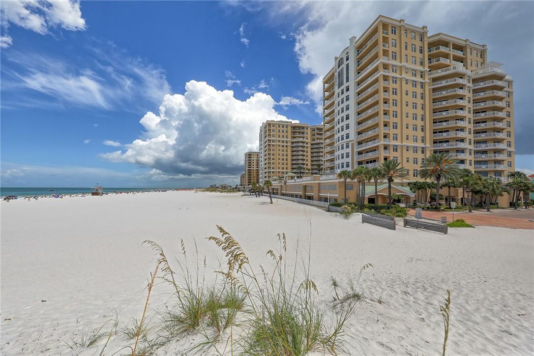 10 PAPAYA ST #305, CLEARWATER BEACH, FL, 33767