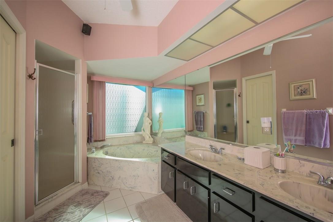 22 MARINER LN, ROTONDA WEST, FL, 33947