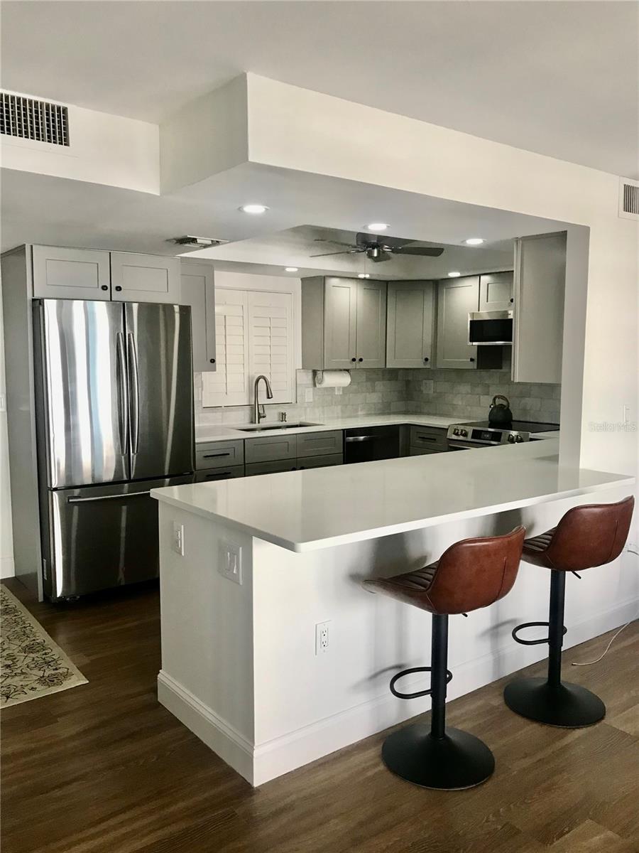 800 BENJAMIN FRANKLIN DR #704, SARASOTA, FL, 34236