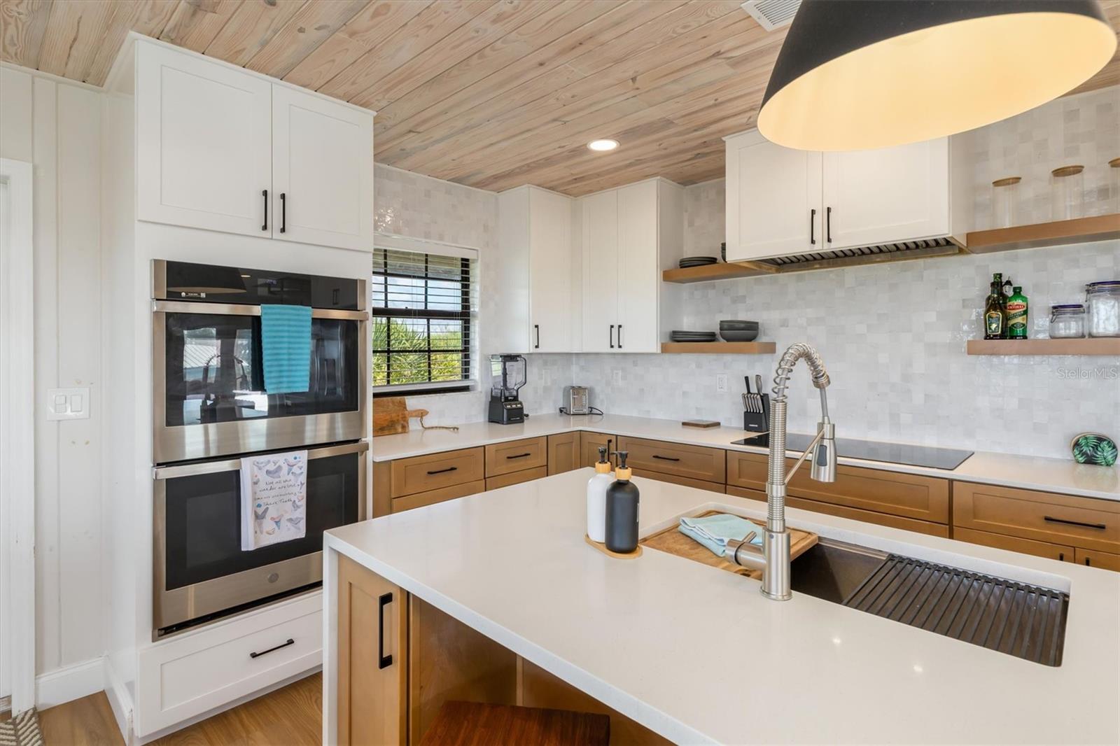 9498 ALBORADO RD, PLACIDA, FL, 33946