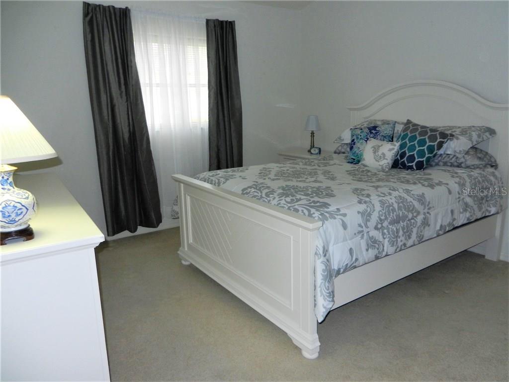 589 ROTONDA CIR, ROTONDA WEST, FL, 33947