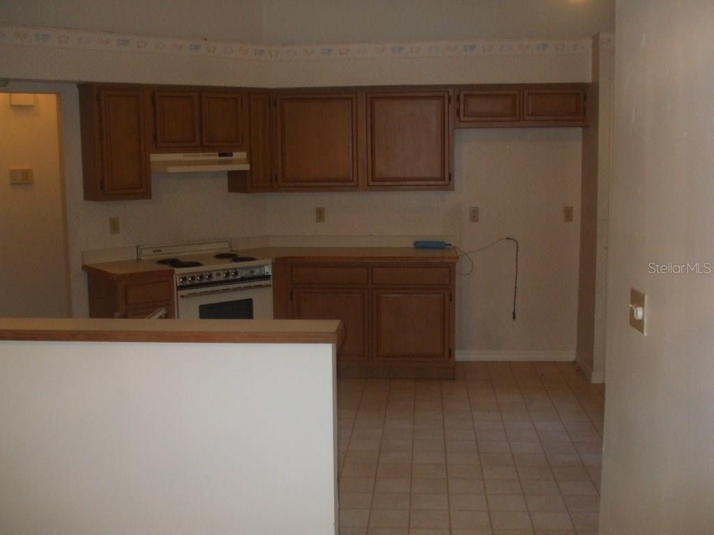 823 DEBARY AVE, DELTONA, FL, 32725