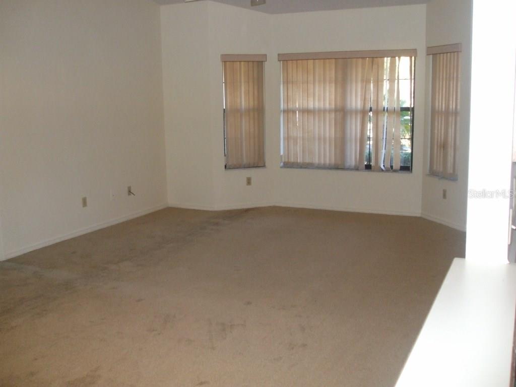 823 DEBARY AVE, DELTONA, FL, 32725
