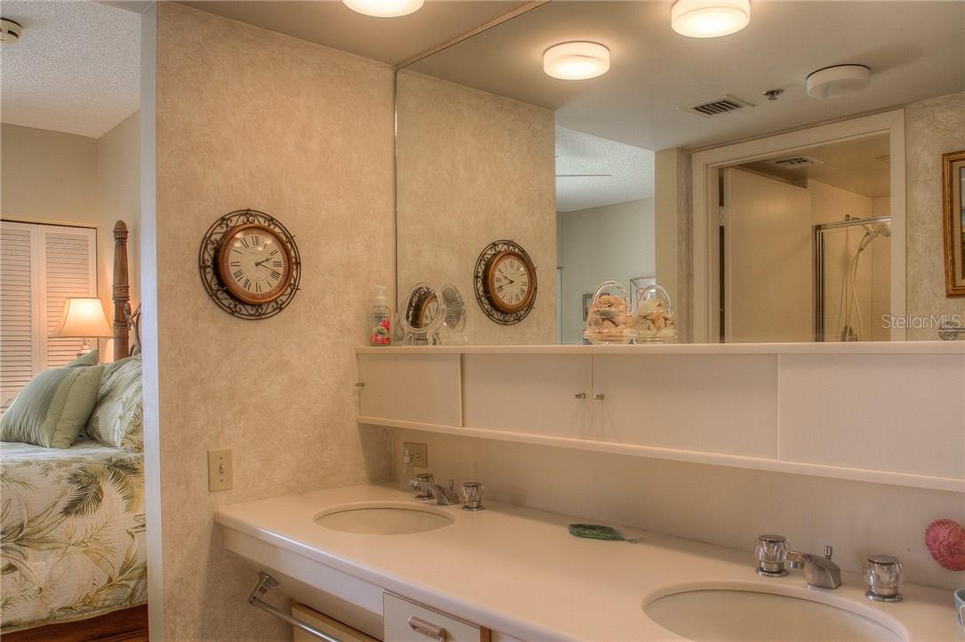 2109 GULF OF MEXICO DR #1402, LONGBOAT KEY, FL, 34228