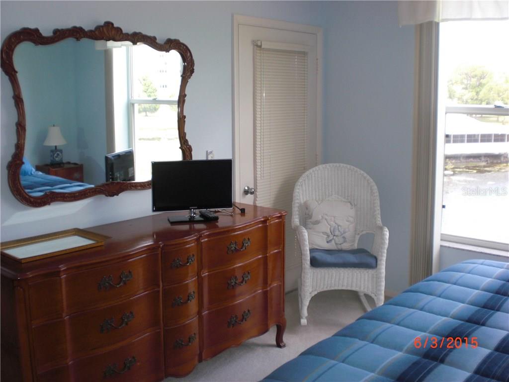 4570 PINEBROOK CIR #304, BRADENTON, FL, 34209