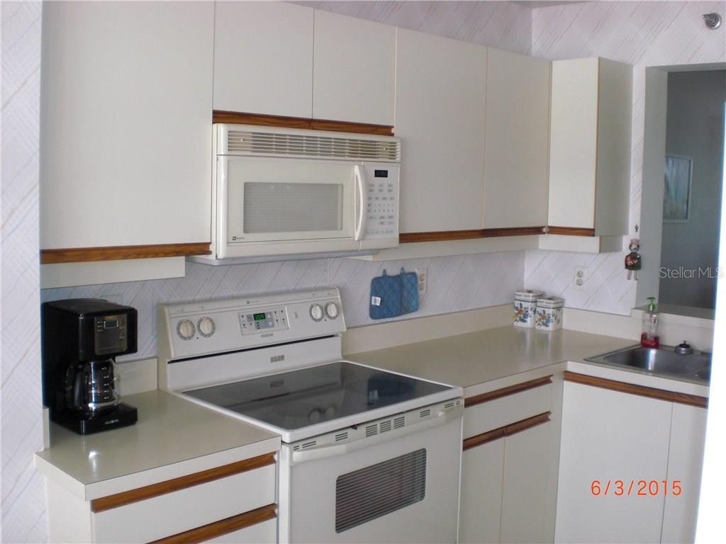 4570 PINEBROOK CIR #304, BRADENTON, FL, 34209