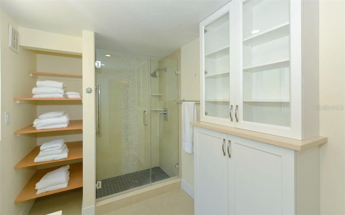 226 N BLVD OF PRESIDENTS, SARASOTA, FL, 34236