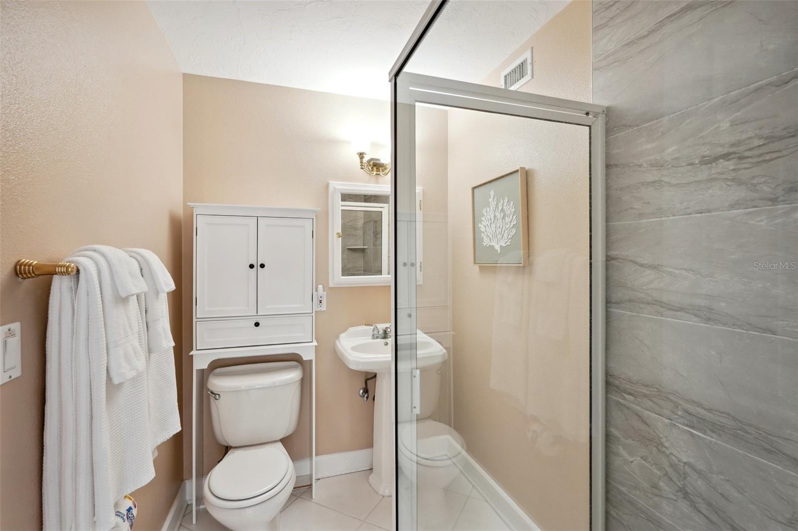 55 N WASHINGTON DR, SARASOTA, FL, 34236
