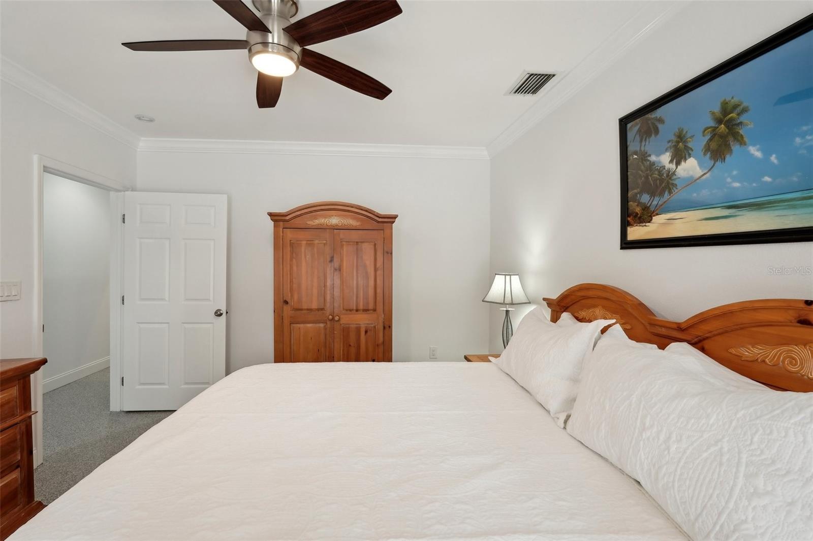 55 N WASHINGTON DR, SARASOTA, FL, 34236